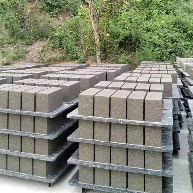 Pallet Mesin Pembuat Blok